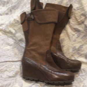 Merrill wedge boots